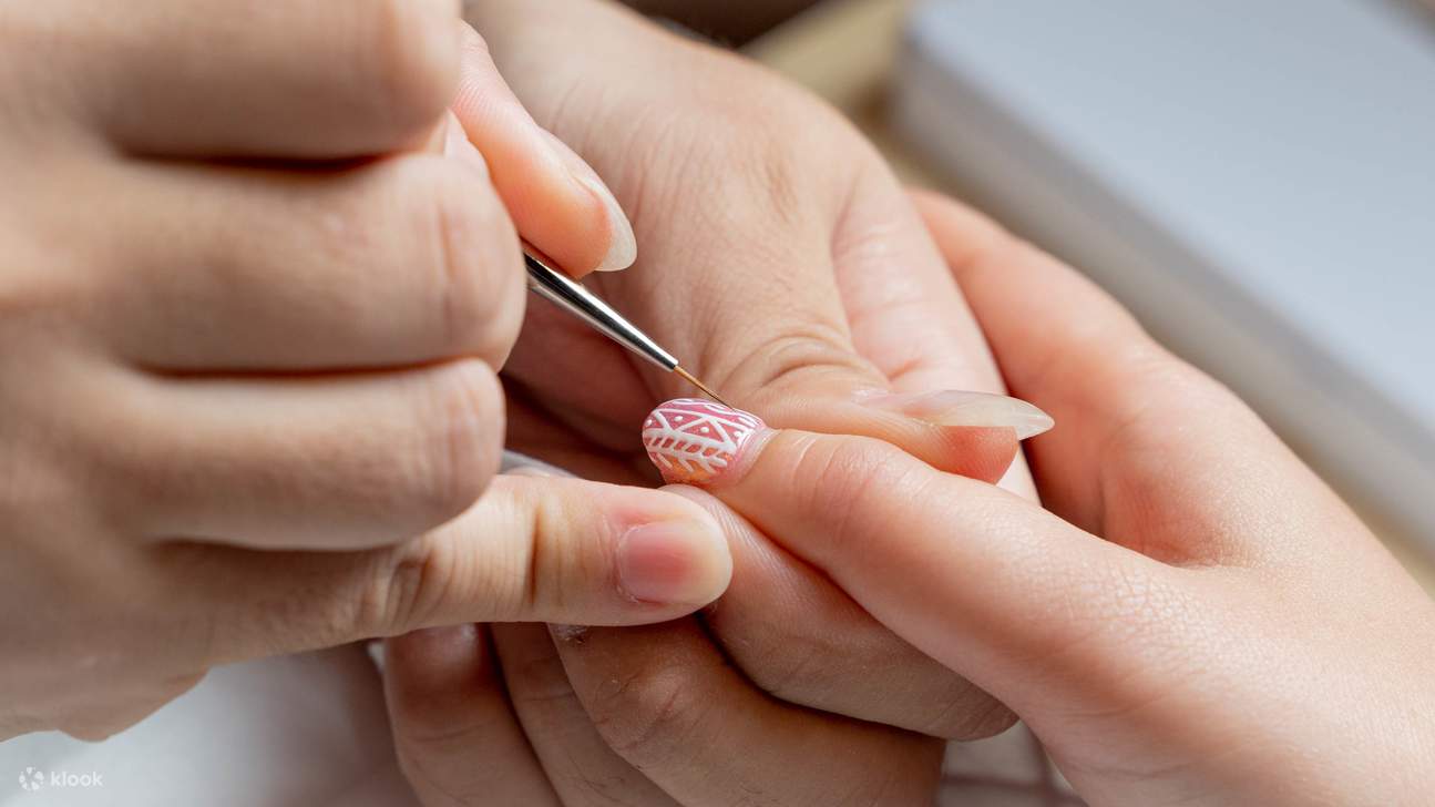 Manicure service